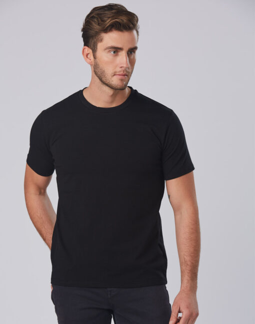 Men's fitted stretch tee