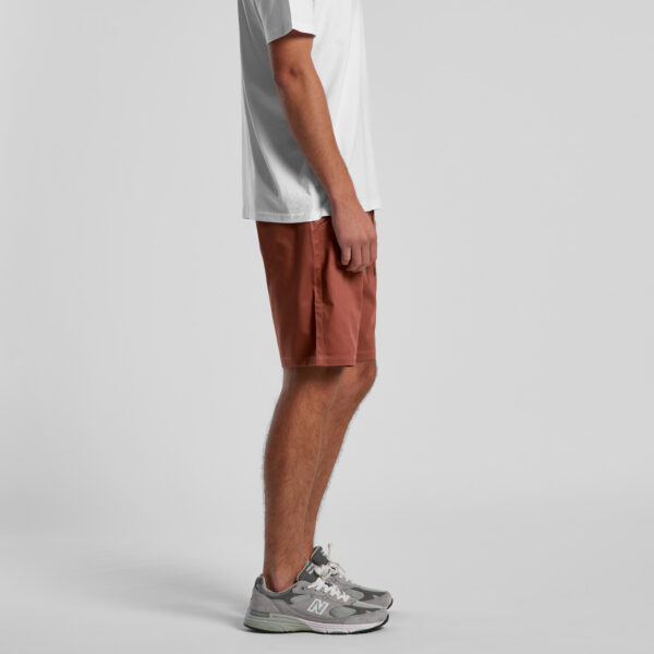 Walk Shorts 18"